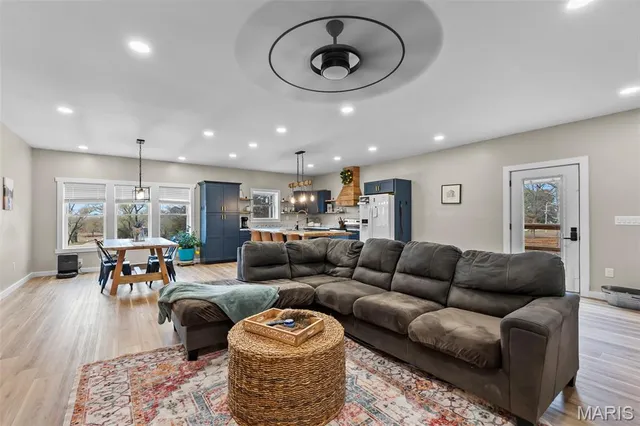 $498,900 | 22300 Highway 61, Oran, MO 63771