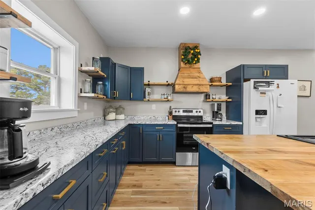 $498,900 | 22300 Highway 61, Oran, MO 63771