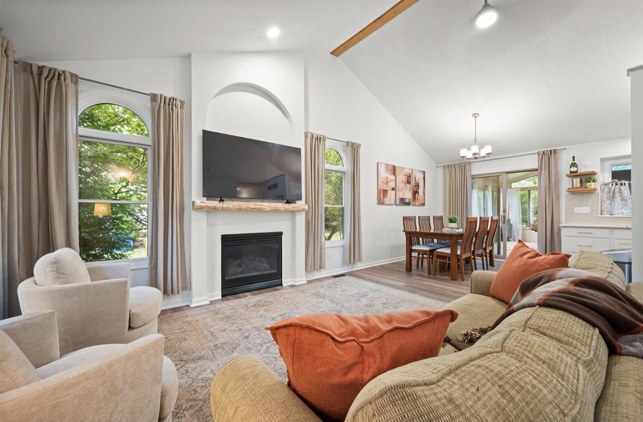 6401 Woodbrook Road Linden, MI 48451 - Photo 3 of 32 Gallery Image 3