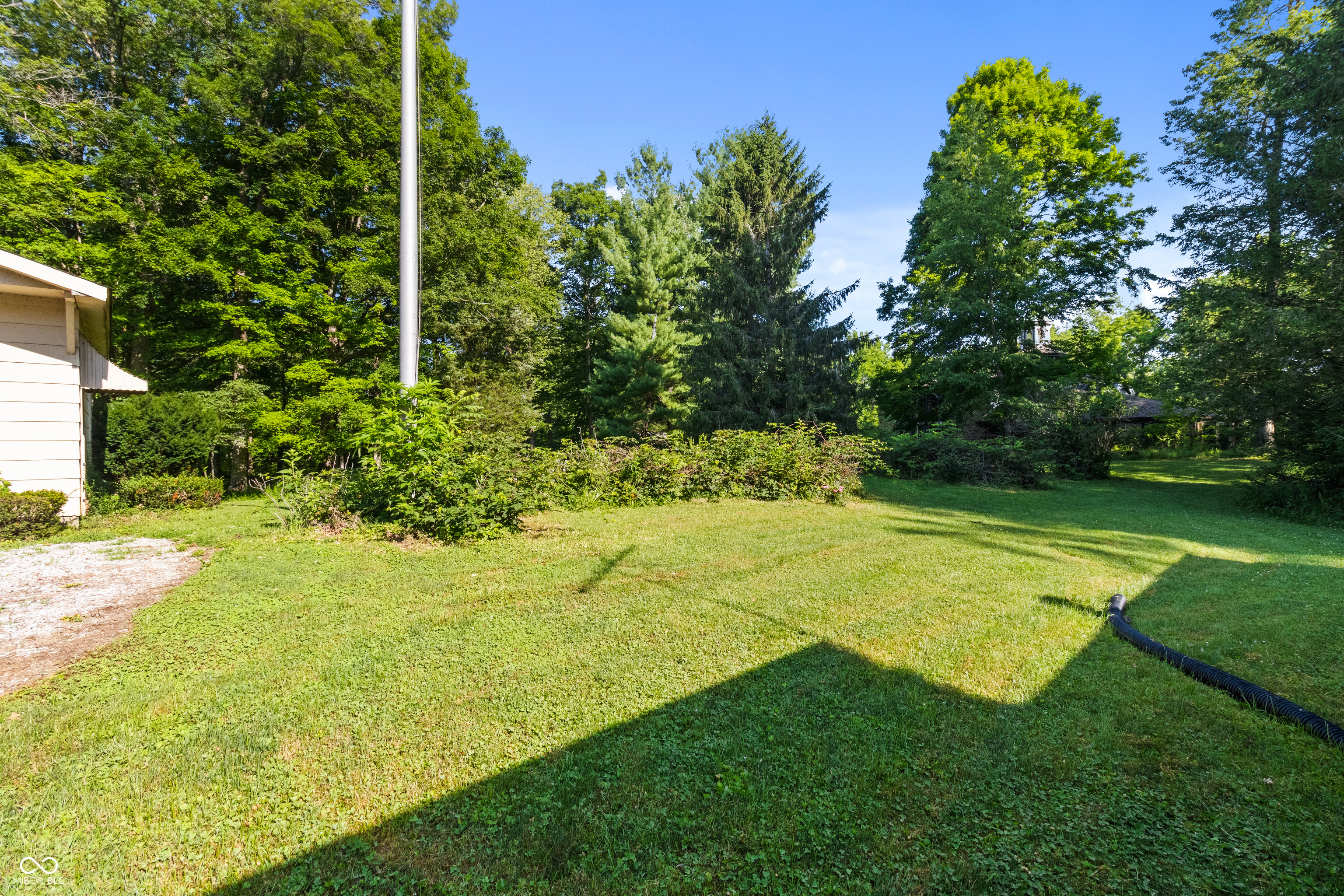 8950 Baker Road Indianapolis, IN 46259 - Photo 8 of 42