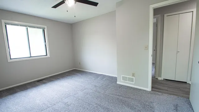 $1,999 | 7501 Upper 167th Street West, Lakeville, MN 55044