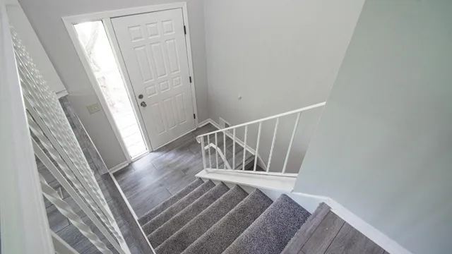 $1,999 | 7501 Upper 167th Street West, Lakeville, MN 55044