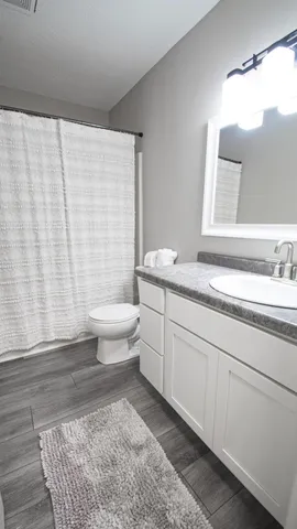 $1,999 | 7501 Upper 167th Street West, Lakeville, MN 55044