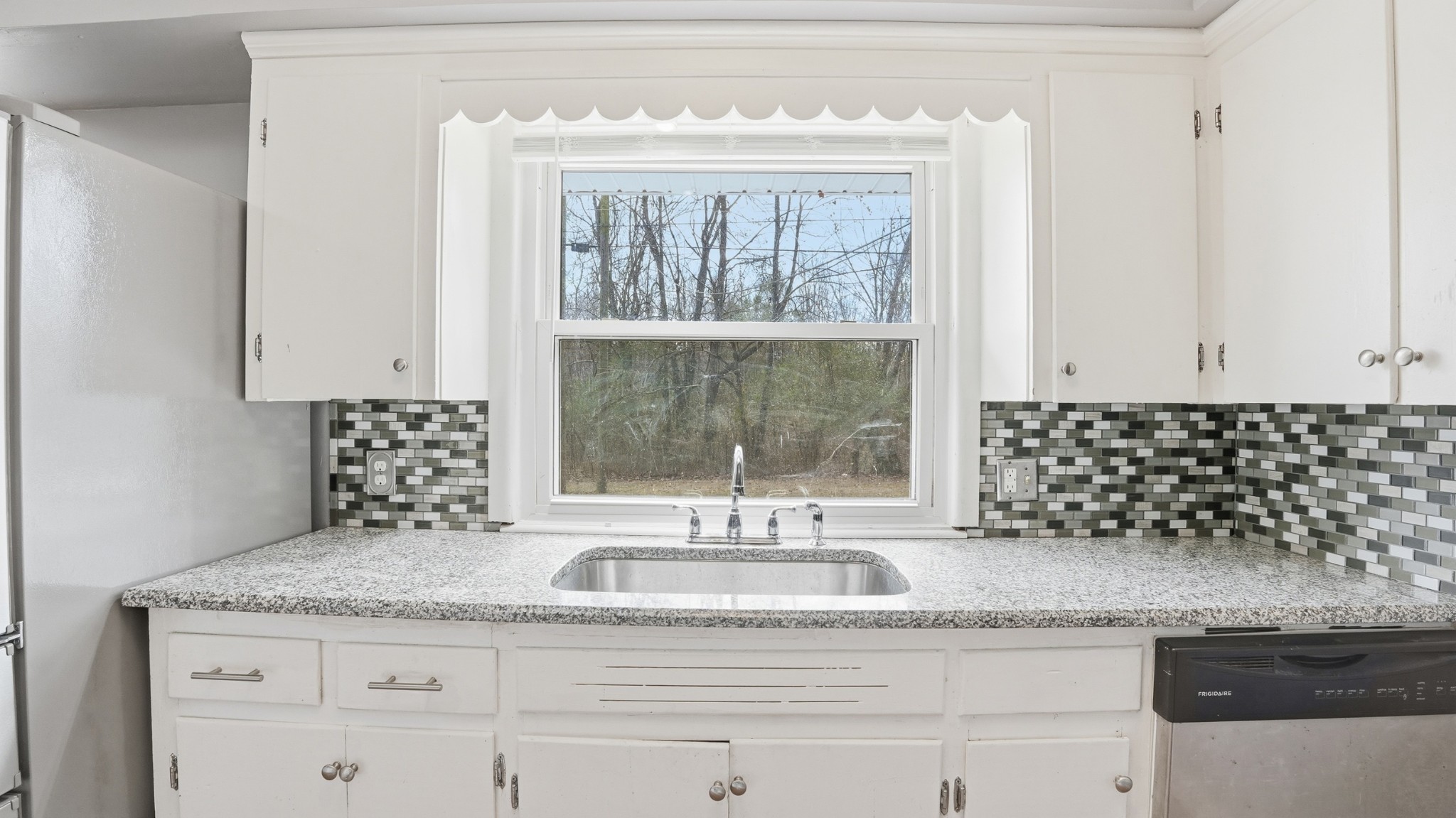 420 Oakwood Road Tullahoma, TN 37388 - Photo 12 of 30