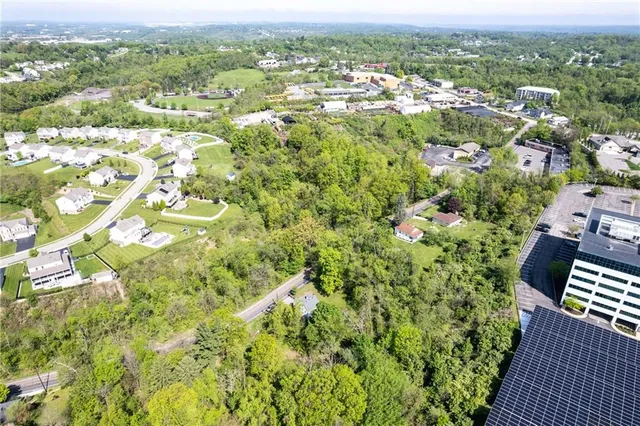 $129,500 | 177 McCormick Road, McKees Rocks, PA 15136