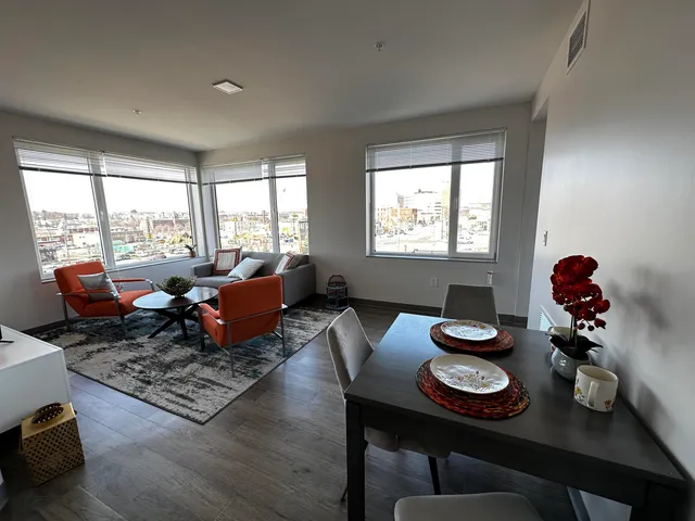 $2,321 | 409 Elm Street, Unit 609, Manchester, NH 03101