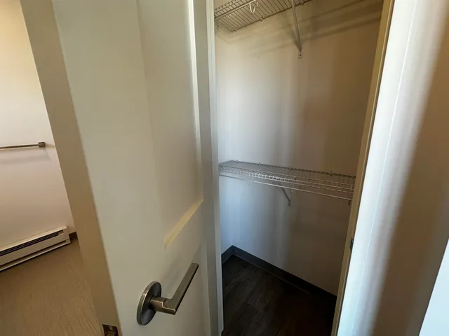 $2,321 | 409 Elm Street, Unit 609, Manchester, NH 03101