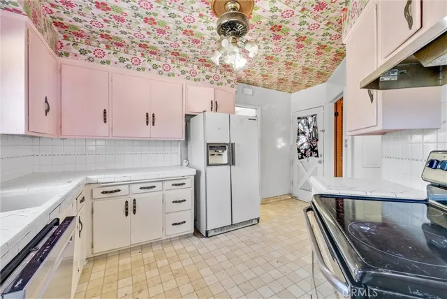 $3,000,000 | 3570 Lombardy Road, Pasadena, CA 91107