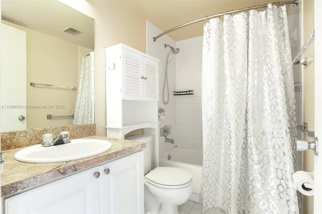 $1,525 | 400 Southwest 134th Way, Unit 107F, Pembroke Pines, FL 33027