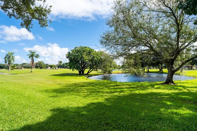 $1,525 | 400 Southwest 134th Way, Unit 107F, Pembroke Pines, FL 33027