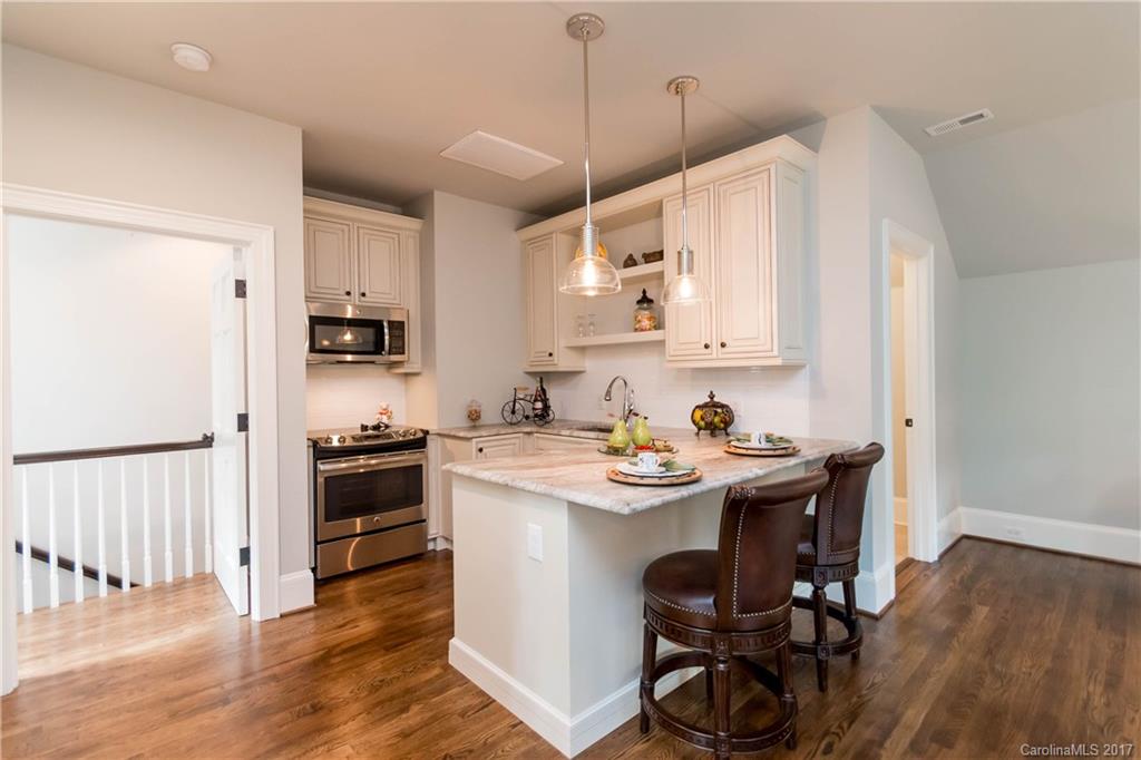 809 Edgehill Road South Charlotte, NC 28207 - Photo 24 of 29 Gallery Image 24