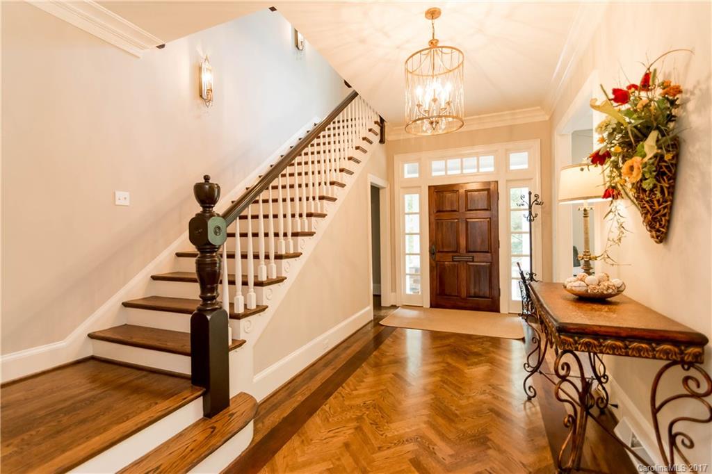 809 Edgehill Road South Charlotte, NC 28207 - Photo 8 of 29 Gallery Image 8