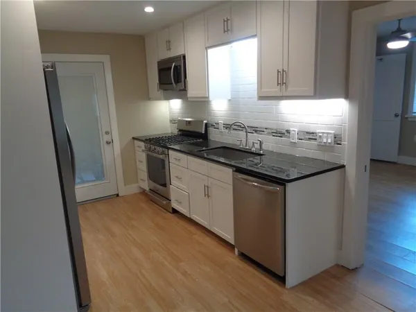 $2,875 | 3205 Grooms Street, Unit A, Austin, TX 78705