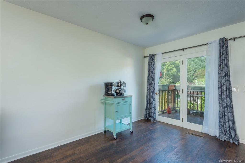144 Pebblebrook Street Clyde, NC 28721 - Photo 15 of 35 Gallery Image 15