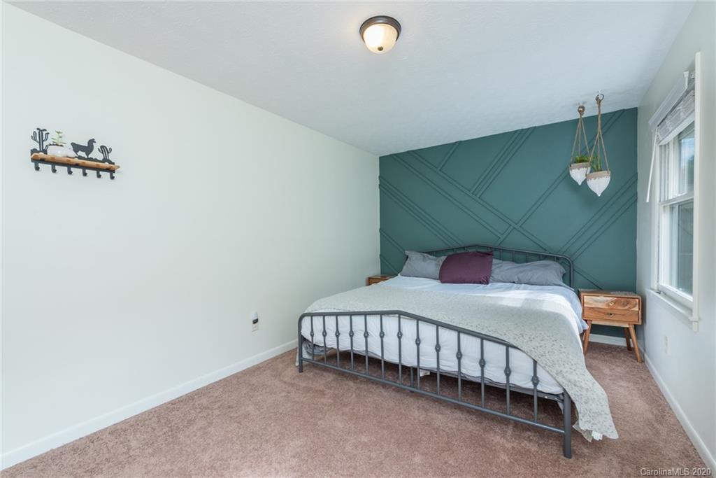 144 Pebblebrook Street Clyde, NC 28721 - Photo 17 of 35 Gallery Image 17