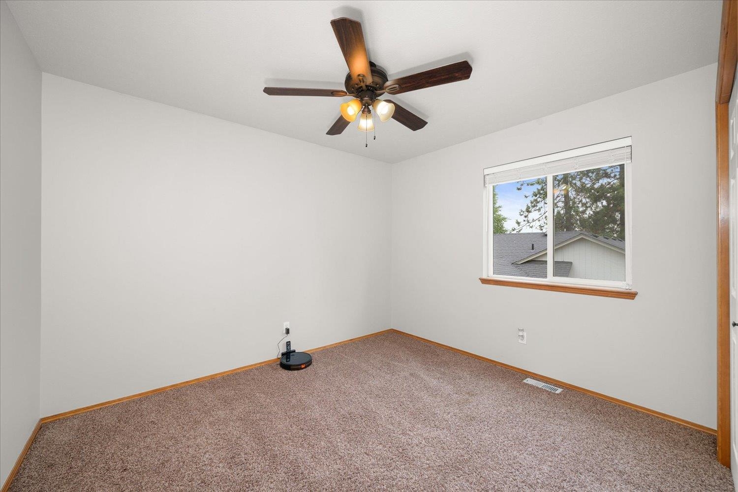 17425 North Edgecrest Road Colbert, WA 99005 - Photo 22 of 37