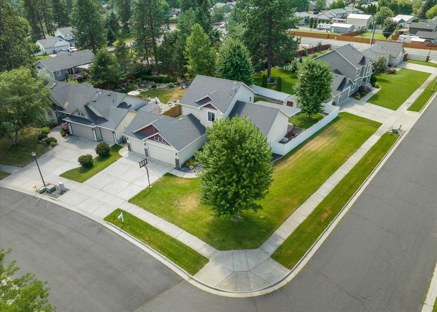 17425 North Edgecrest Road Colbert, WA 99005 - Photo 32 of 37