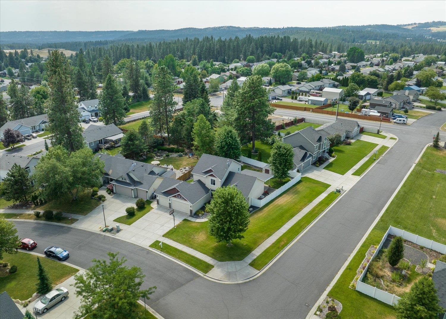 17425 North Edgecrest Road Colbert, WA 99005 - Photo 33 of 37