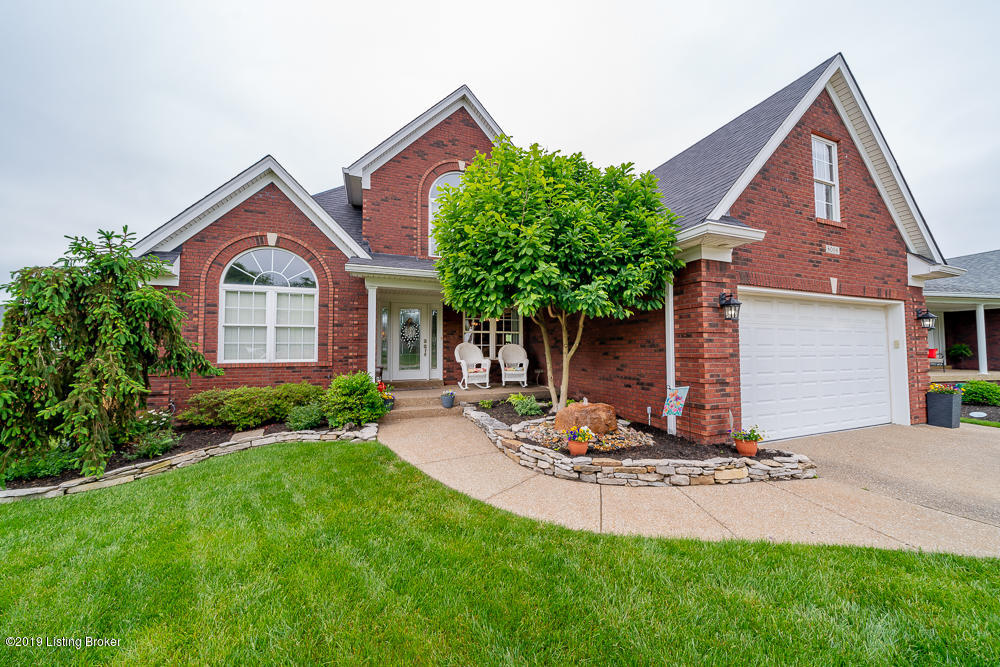 8006 Kellerman Road Louisville, KY 40219 - Photo 1 of 64 8006 Kellerman Place