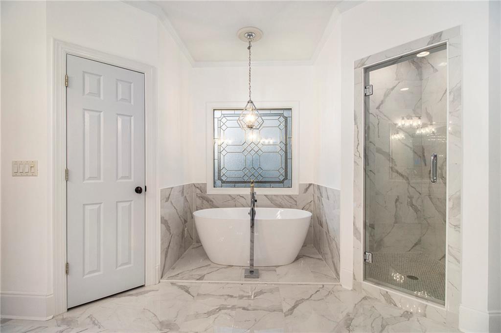 960 Landmark Drive Northeast Atlanta, GA 30342 - Photo 18 of 52