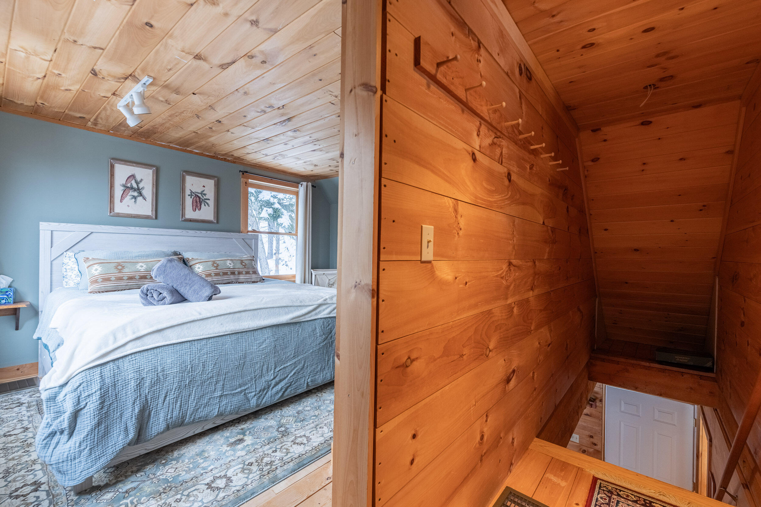 1097 Main Street Sandy River Plt, ME 04970 - Photo 44 of 57 AldenIzRangeleyAirBB-0033