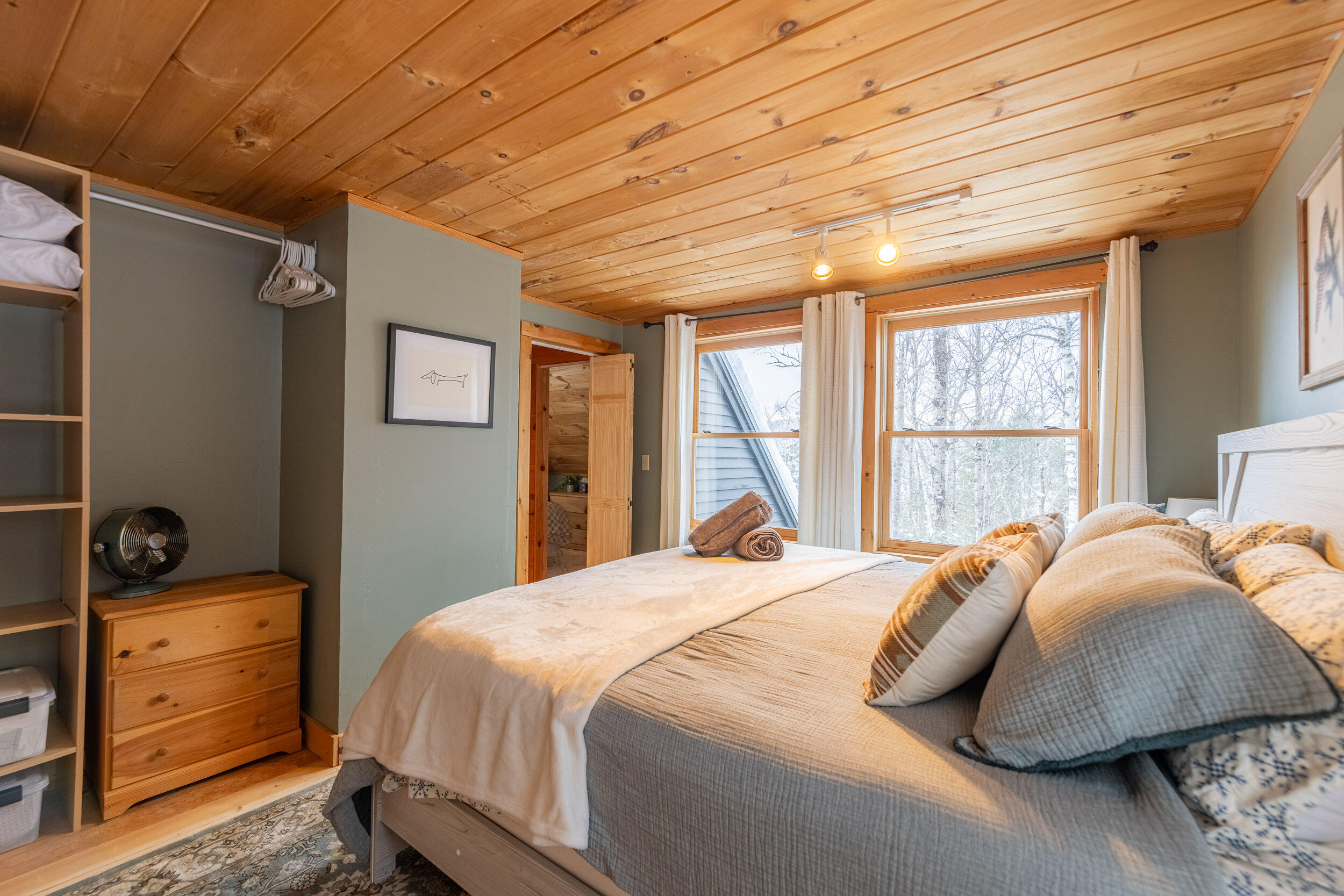 1097 Main Street Sandy River Plt, ME 04970 - Photo 47 of 57 AldenIzRangeleyAirBB-0036