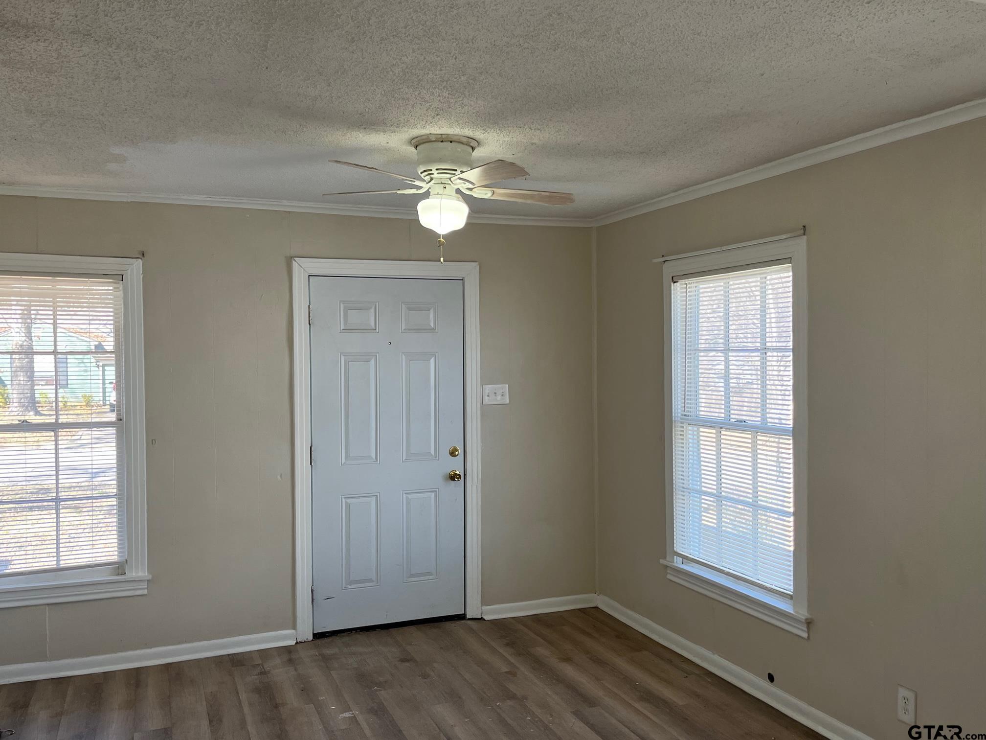 2616 Oak Lane Tyler, TX 75701 - Photo 3 of 11