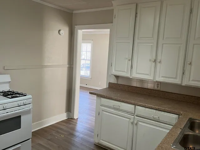 $1,250 | 2616 Oak Lane, Tyler, TX 75701