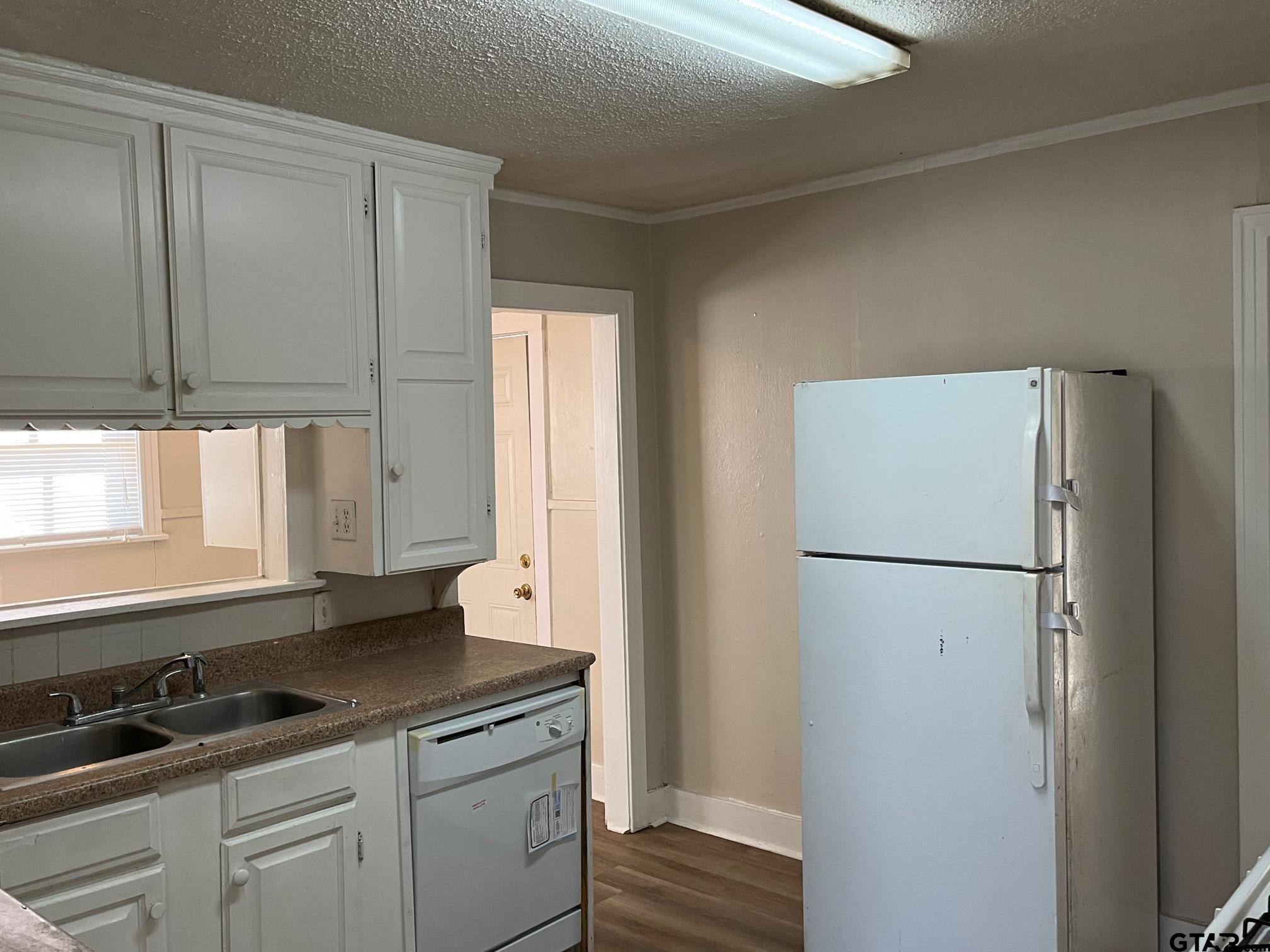 2616 Oak Lane Tyler, TX 75701 - Photo 5 of 11