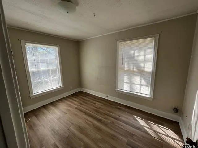 $1,250 | 2616 Oak Lane, Tyler, TX 75701