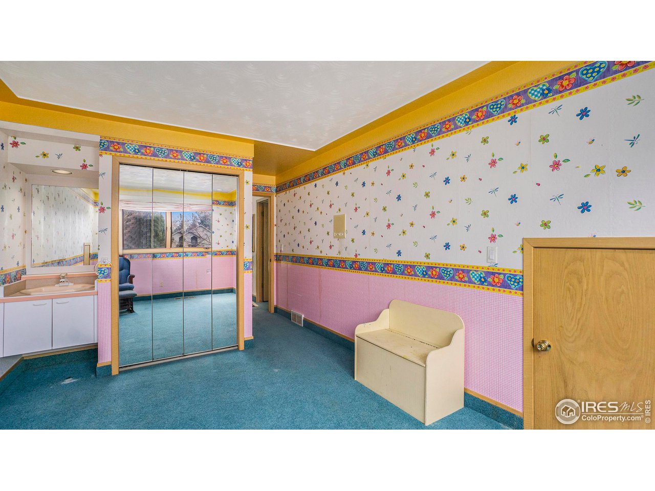 4328 West 14th Street Road Greeley, CO 80634 - Photo 18 of 30 a black and white photo of a living room