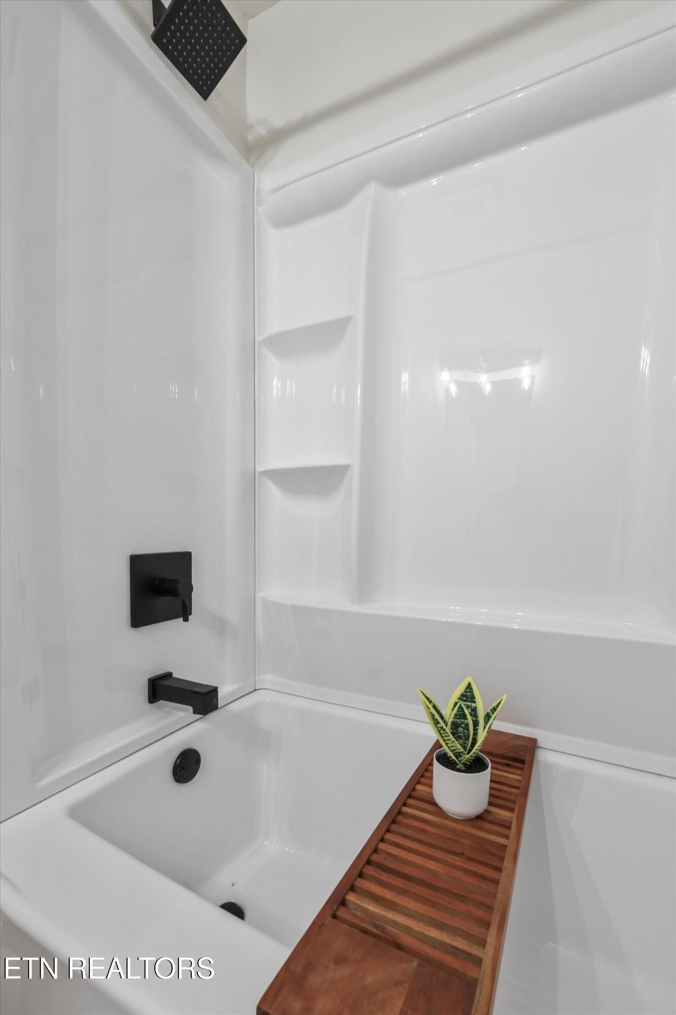 2601 Croydon Road Northwest Knoxville, TN 37921 - Photo 19 of 33 20-2601 Croydon Rd NW 14