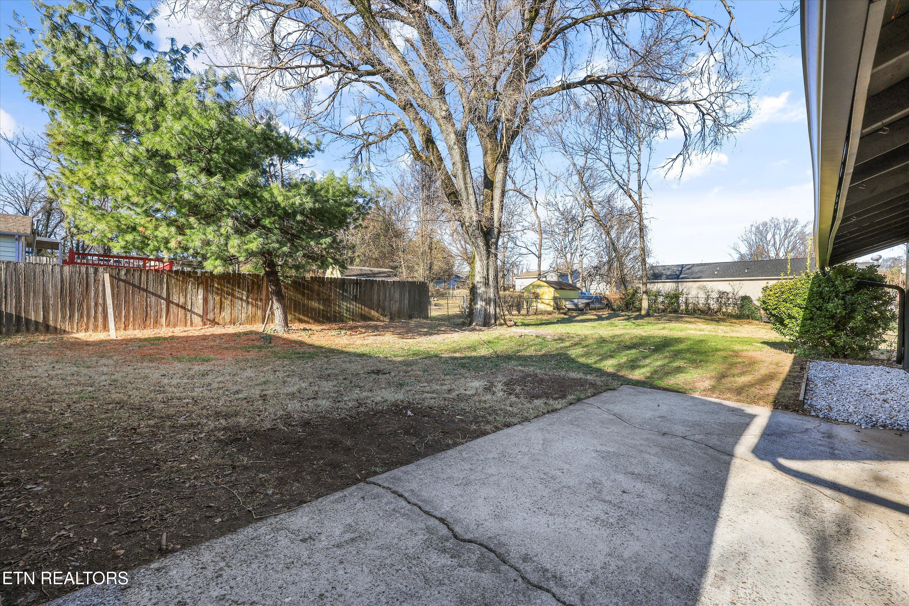 2601 Croydon Road Northwest Knoxville, TN 37921 - Photo 30 of 33 27-2601 Croydon Rd NW 27