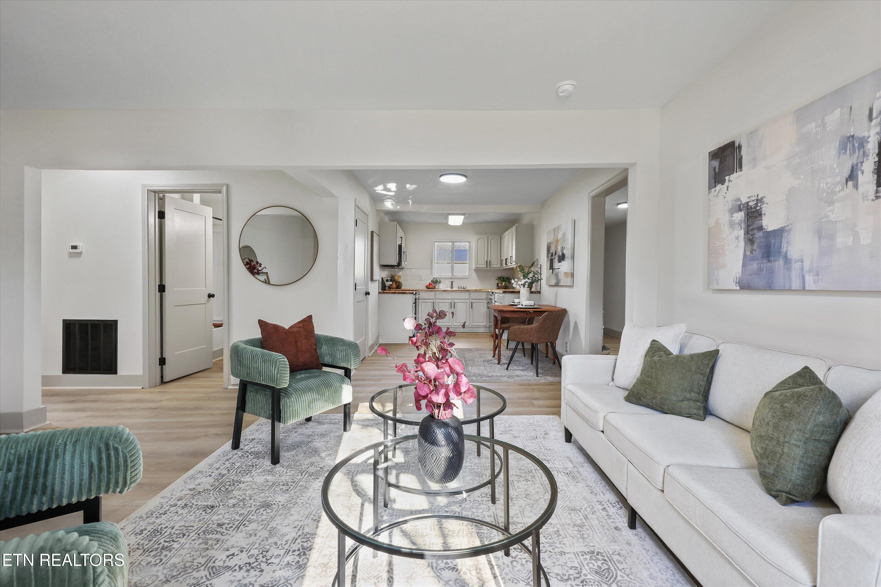 2601 Croydon Road Northwest Knoxville, TN 37921 - Photo 9 of 33 10-2601 Croydon Rd NW 04