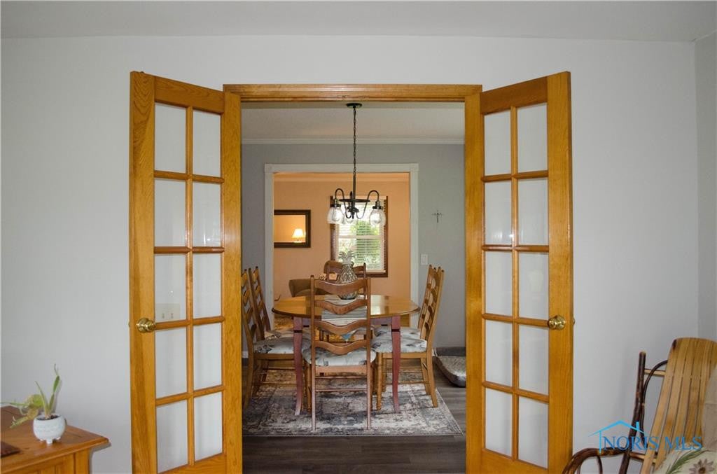 24425 Dunbridge Road Perrysburg, OH 43551 - Photo 15 of 37 Gallery Image 15