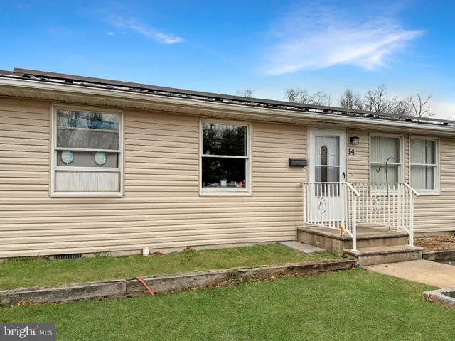 $470,000 | 14 East Church Street, Monroe Township, NJ 08831