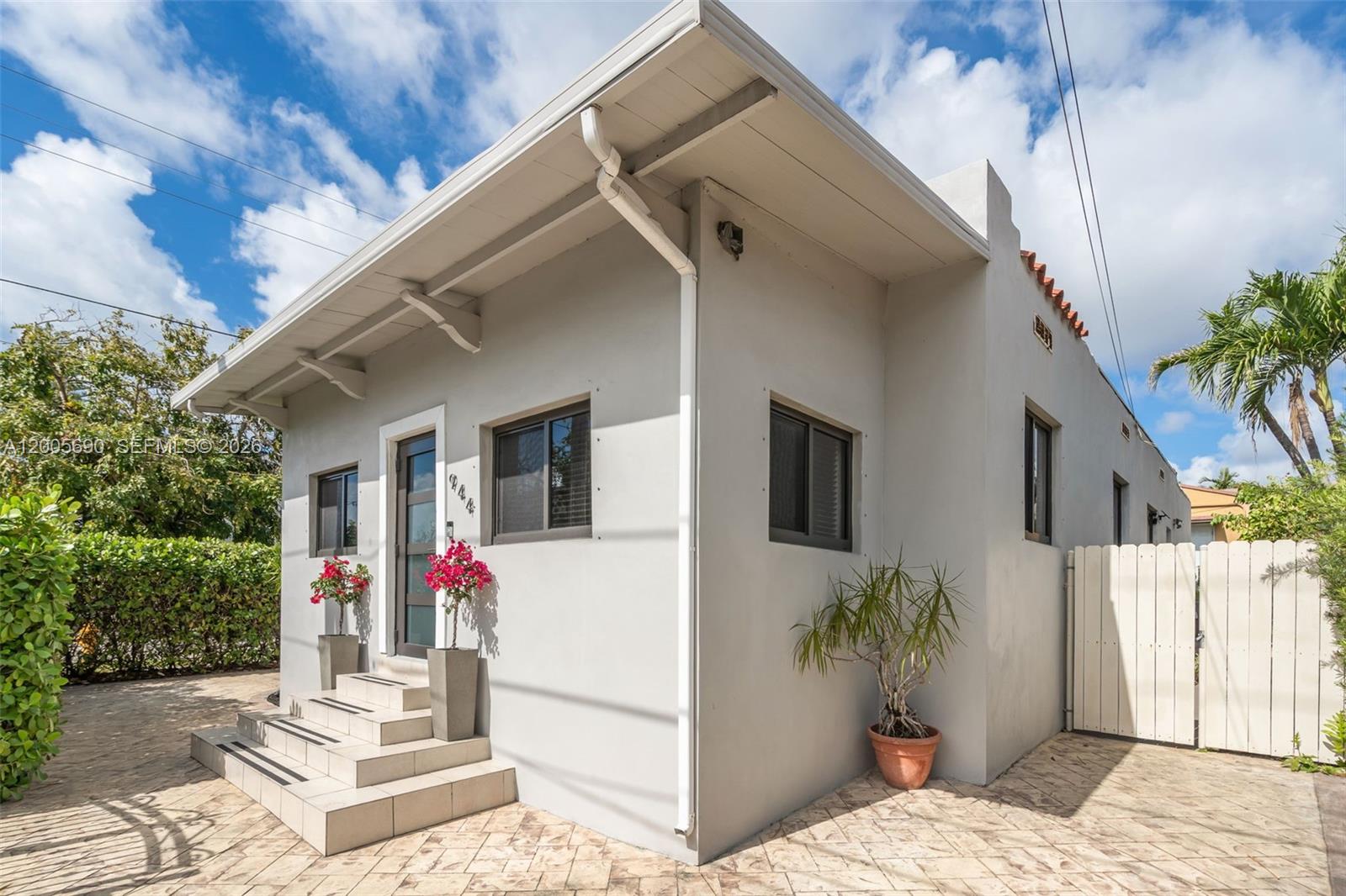 944 Southwest 10th Avenue Miami, FL 33130 - Photo 32 of 37