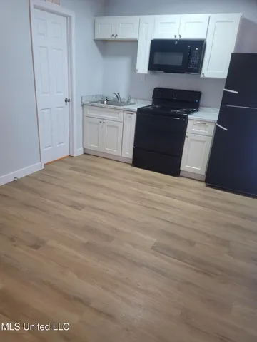 $875 | 511 32nd Street, Unit 104, Gulfport, MS 39507