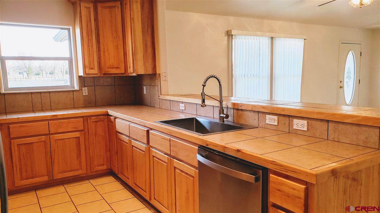 22057 Cliff View Road Delta, CO 81416 - Photo 12 of 27