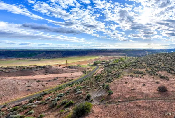 $3,750,000 | 30 Highway 30, Buhl, ID 83316