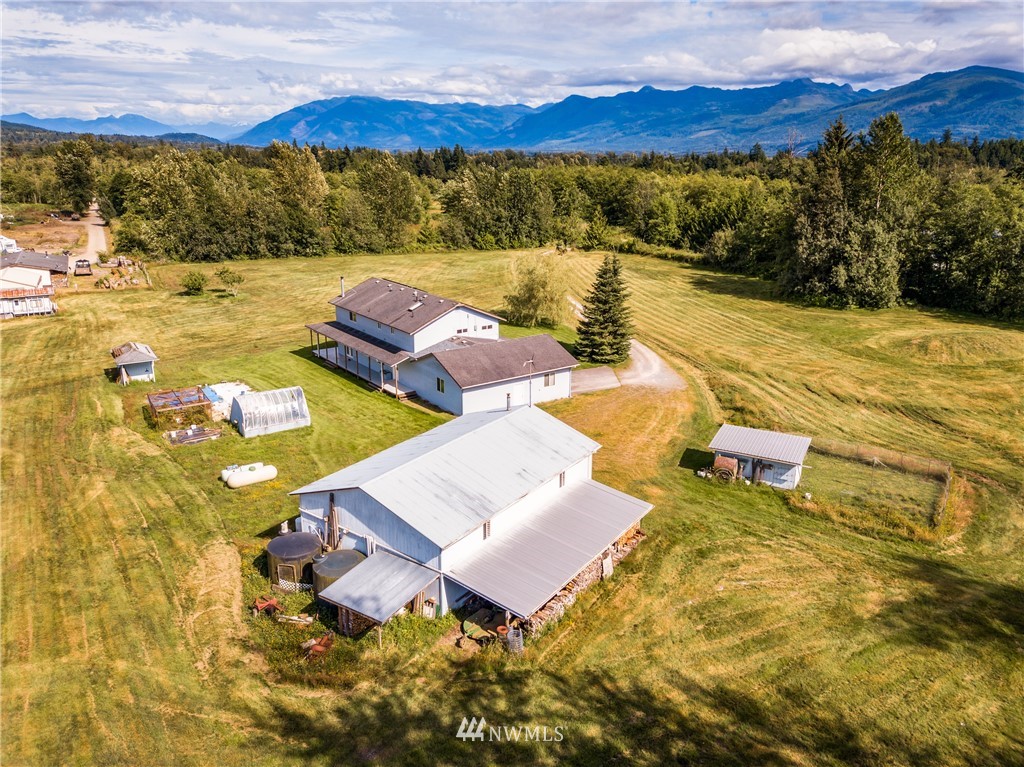 7504 Fredrickson Road Sedro-Woolley, WA 98284 - Photo 33 of 40 Gallery Image 33