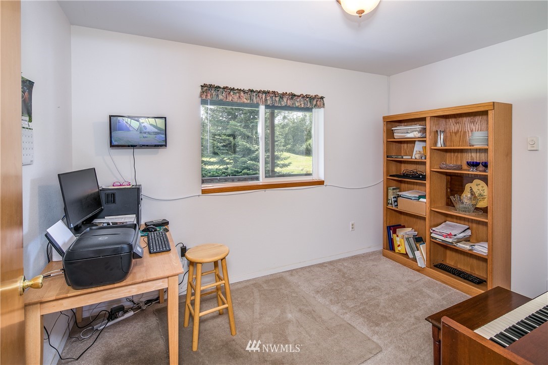 7504 Fredrickson Road Sedro-Woolley, WA 98284 - Photo 10 of 40 Gallery Image 10