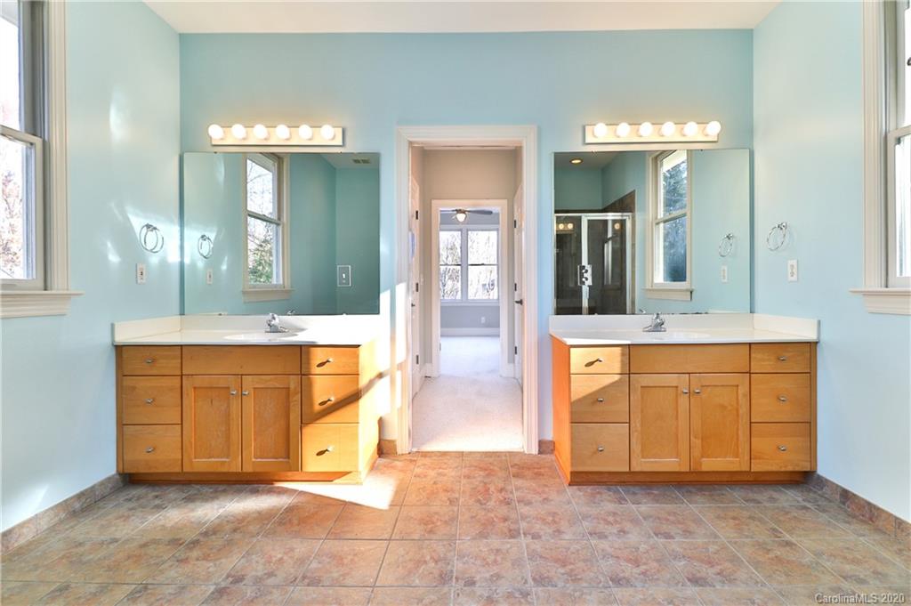 2133 Club Road Charlotte, NC 28205 - Photo 16 of 26 Gallery Image 16