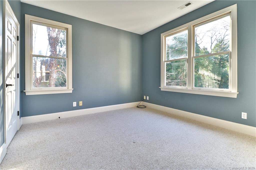 2133 Club Road Charlotte, NC 28205 - Photo 18 of 26 Gallery Image 18