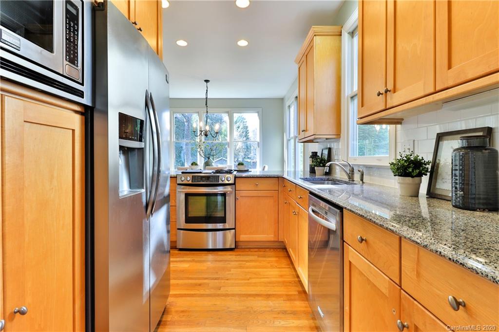 2133 Club Road Charlotte, NC 28205 - Photo 7 of 26 Gallery Image 7