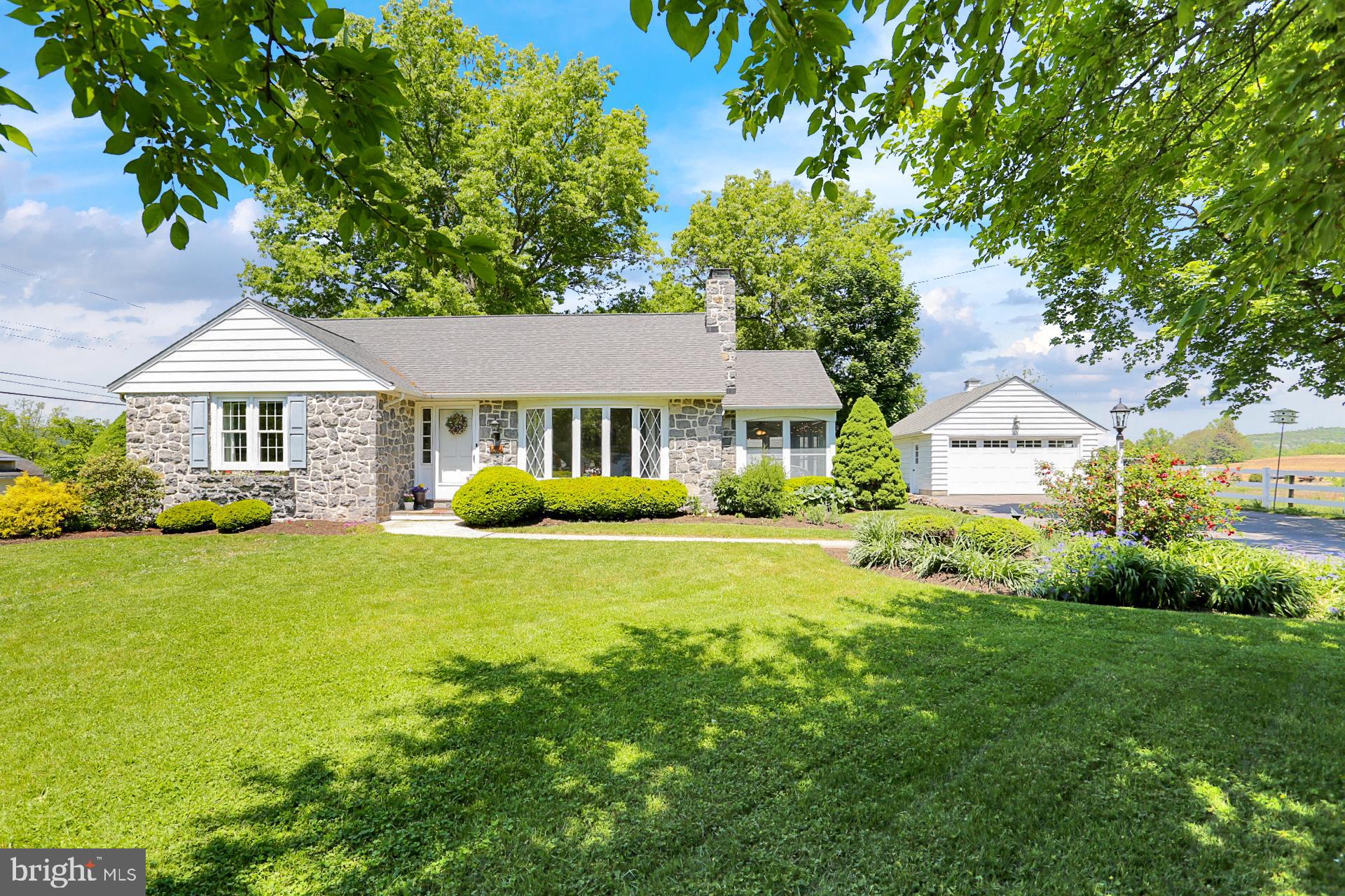 1454 Geigertown Road Birdsboro, PA 19508 - Photo 1 of 38 1454 Geigertown Road