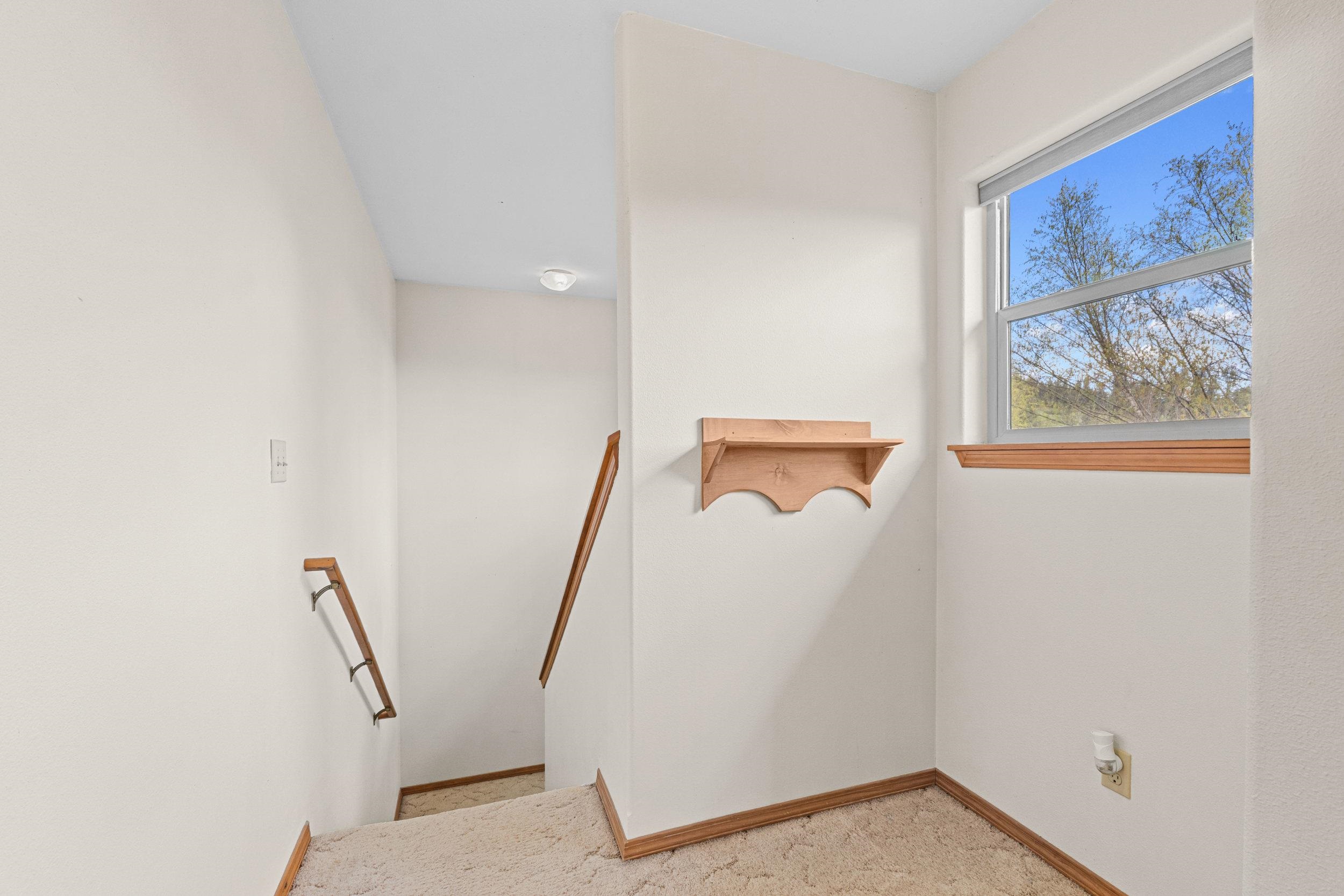 11 Echo Cove Road Kettle Falls, WA 99141 - Photo 13 of 49