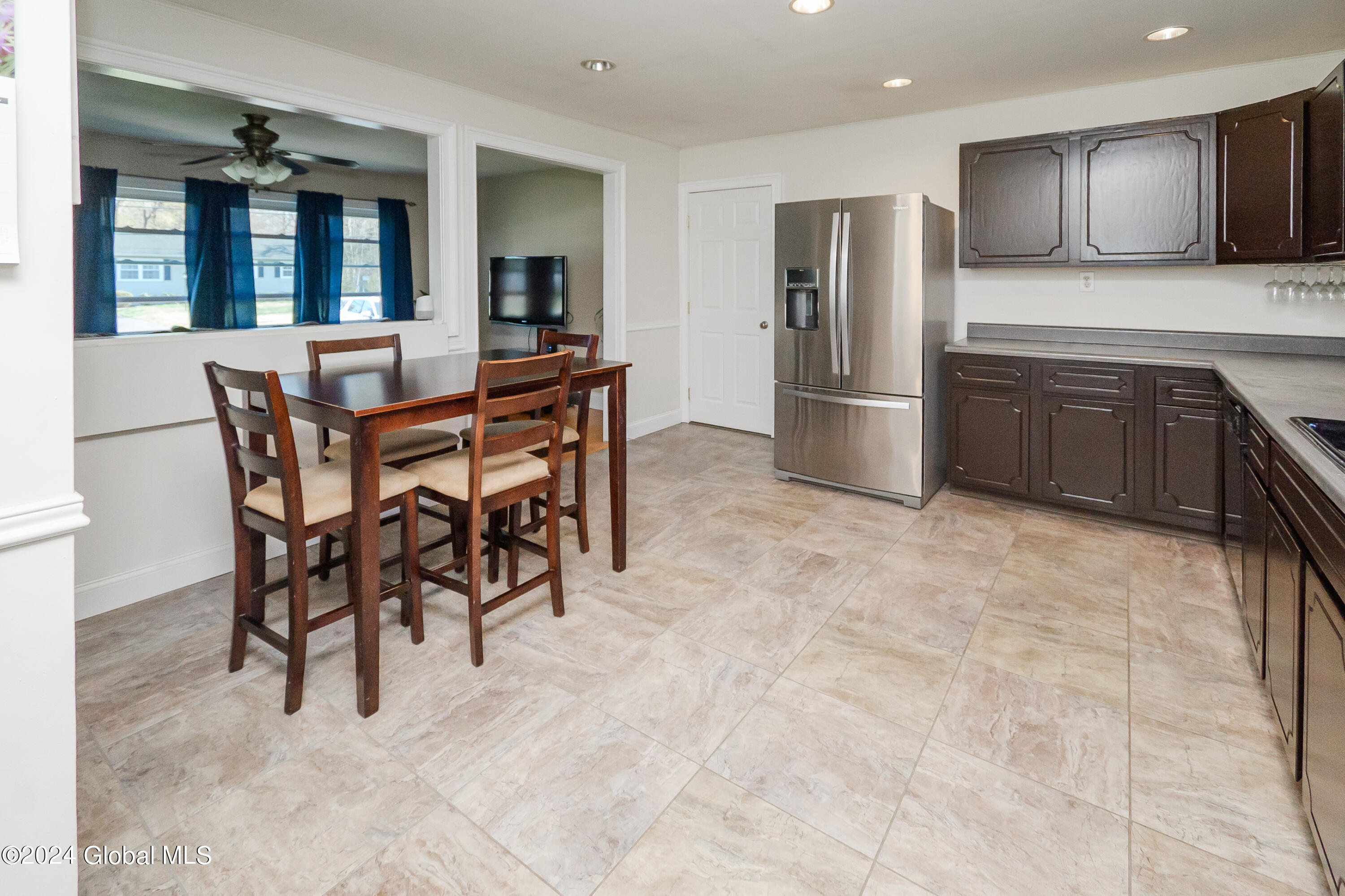 1295 Maple Hill Road Schodack, NY 12033 - Photo 12 of 29 Dining
