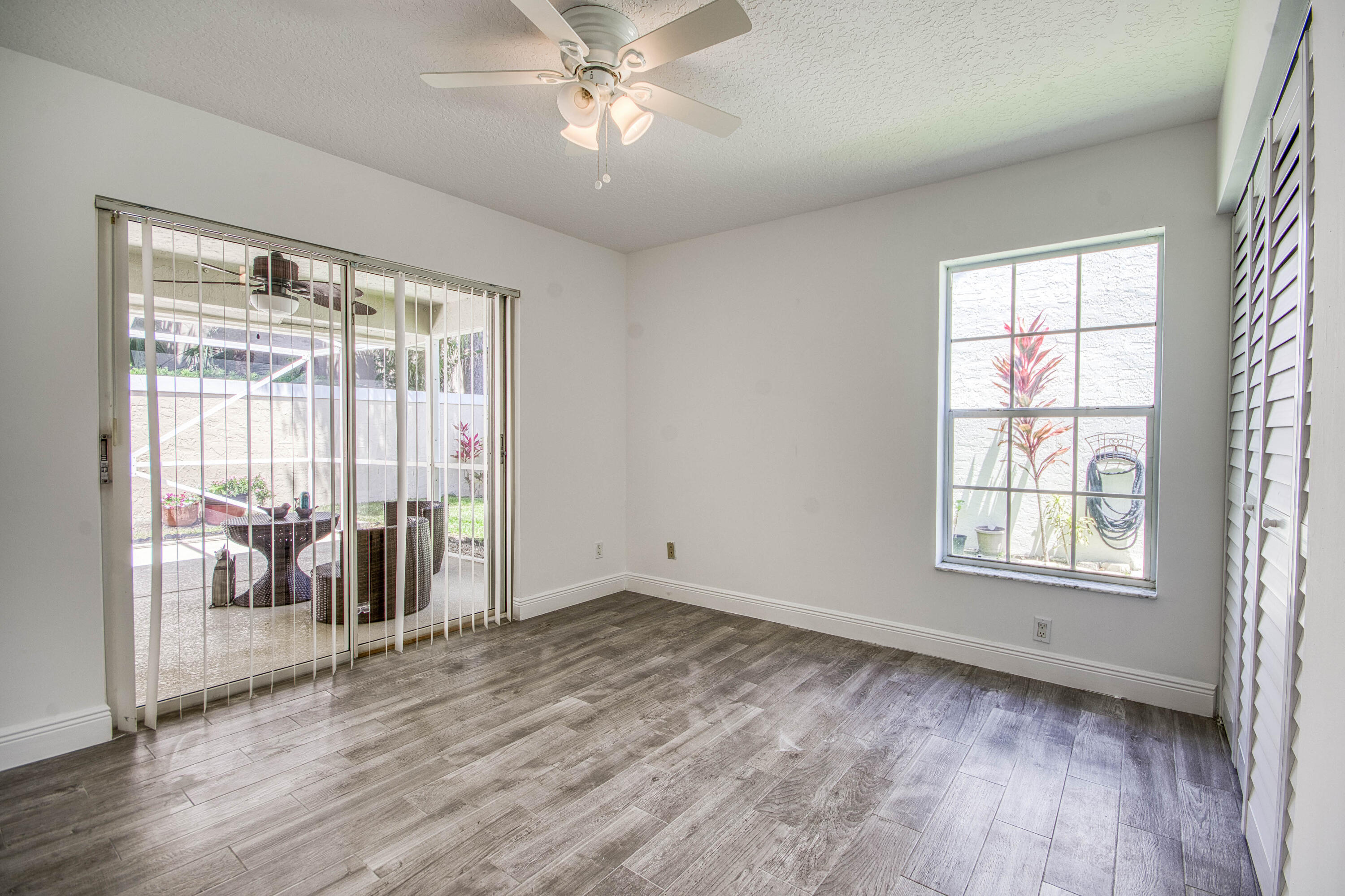 252 Moccasin Trail West Jupiter, FL 33458 - Photo 22 of 35 _IMG0991_HDR