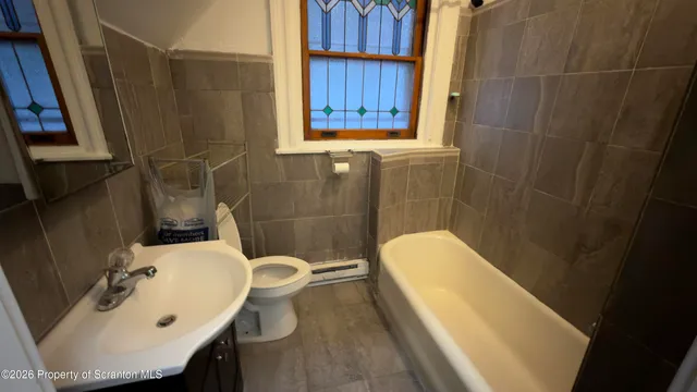 $1,350 | 189 North Church Street, Hazleton, PA 18201